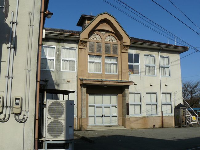 ������������i�|�������L�O�فj