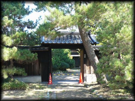 �c���ƏZ��