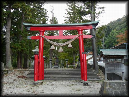 ���ː��_�Ћ������ʂɐ݂���ꂽ�ؐ������i��h��j