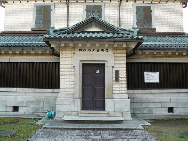 �����z��s